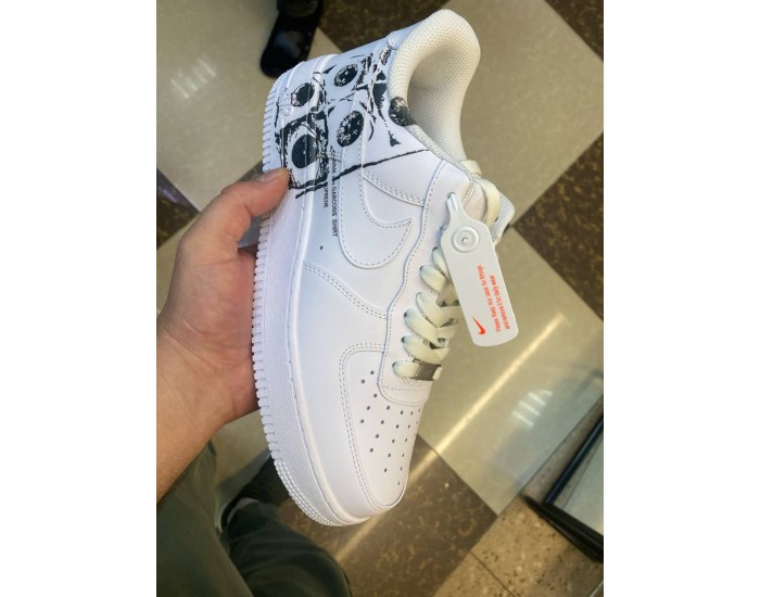 Nike Air Force 1 Low х Comme des Garçons Supreme