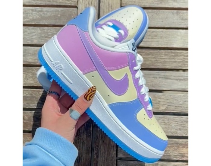 Nike Air Force 1 Low UV Reactive Меняют цвет на солнце
