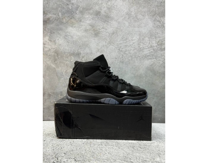 Nike Air Jordan 11 Cap And Gown