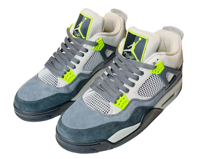 Nike Air Jordan 4 Retro Neon