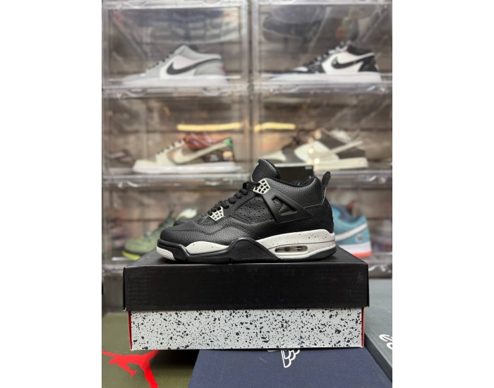 Nike Air Jordan 4 Retro Oreo