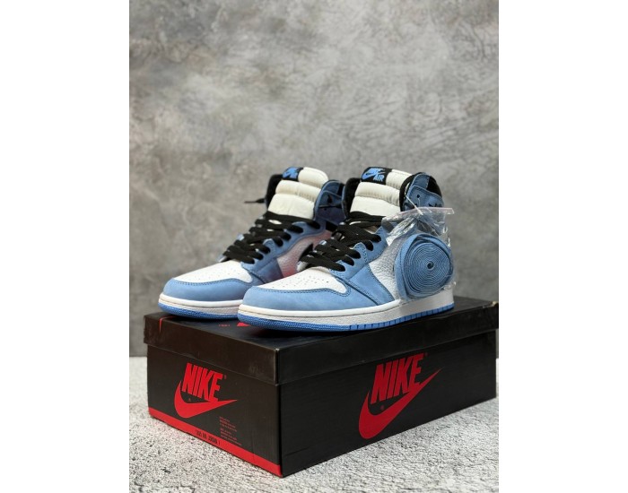 Nike Air Jordan 1 Retro High OG University Blue