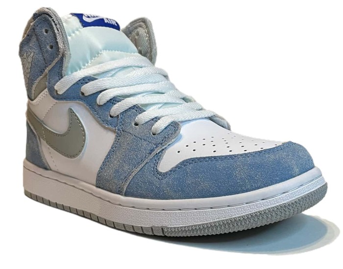 Nike Air Jordan 1 Retro High OG Hyper Royal