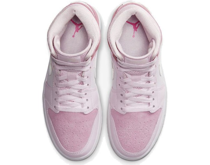 Nike Air Jordan 1 Retro pink
