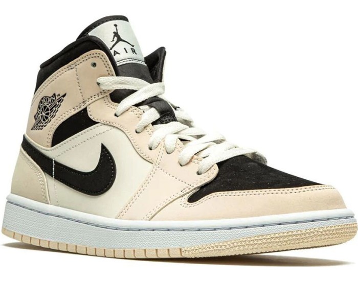 Nike Air Jordan 1 Retro Barely Orange