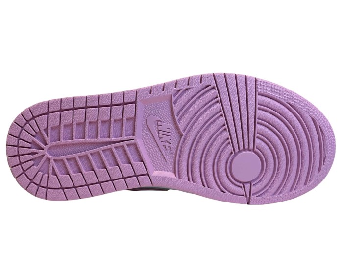 Nike Air Jordan 1 Mid SE Pink