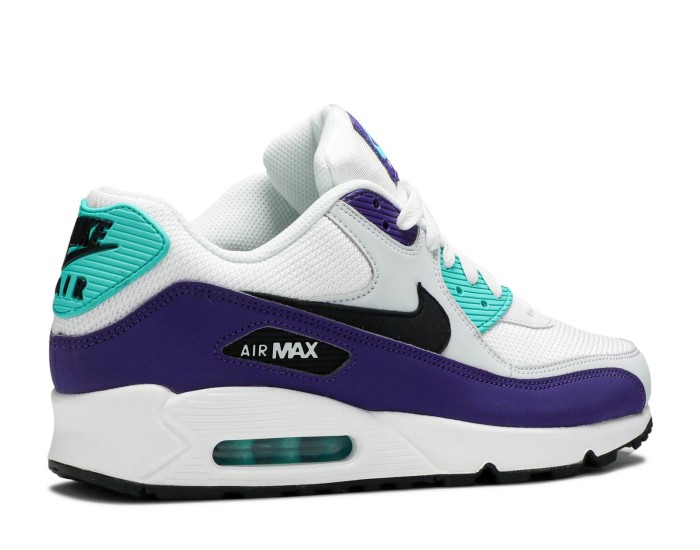 Nike Air Max 90 Essential