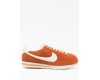 Nike Cortez SE orange