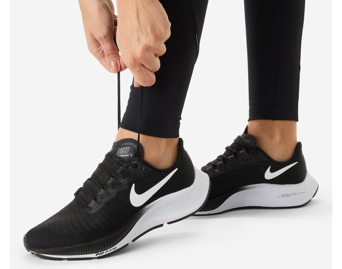 Nike Air Zoom Pegasus 37 Черные с белым