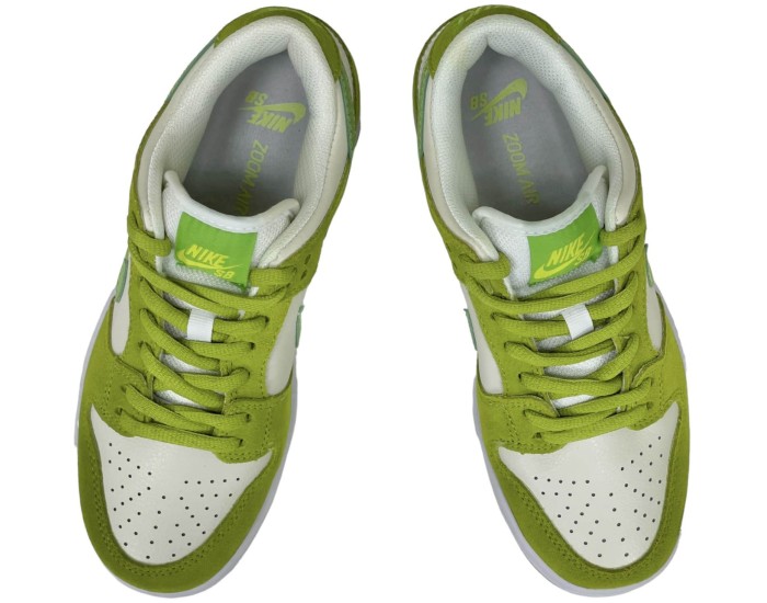 Nike Dunk SB Low Green Apple