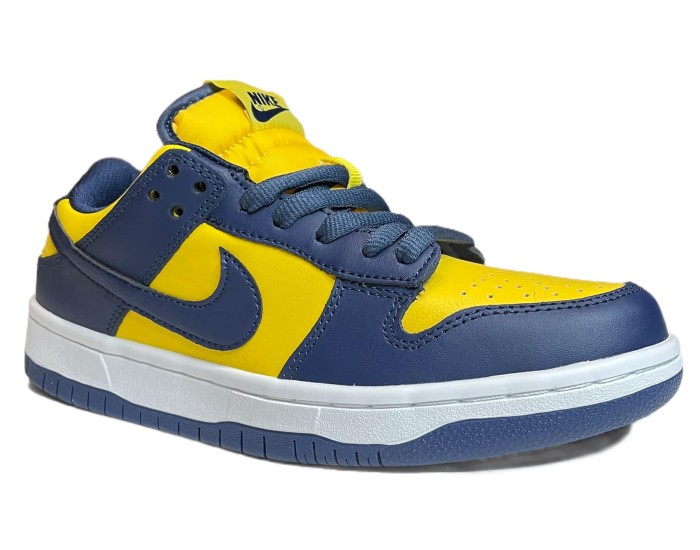 Nike Dunk SB Low Michigan