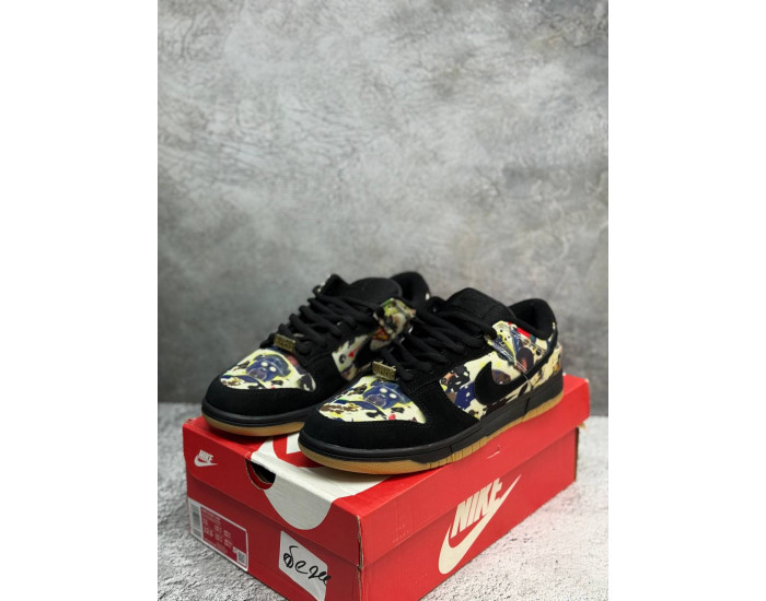 Nike Supreme SB Dunk Low Rammellzee