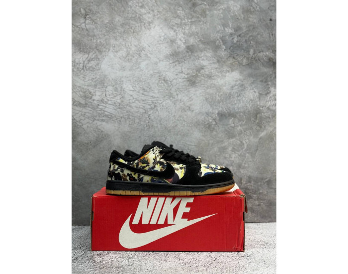 Nike Supreme SB Dunk Low Rammellzee