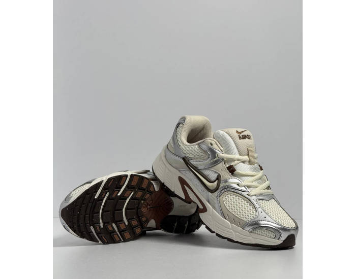 Nike V5 RNR Sail Fauna Brown