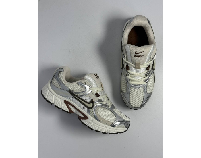 Nike V5 RNR Sail Fauna Brown