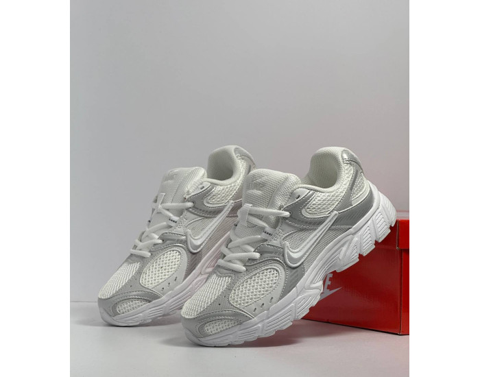 Nike V5 RNR White Metallic Silver