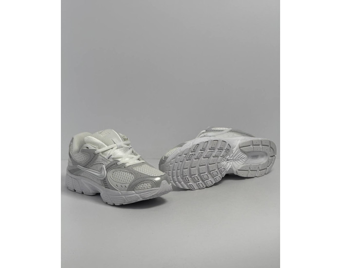 Nike V5 RNR White Metallic Silver