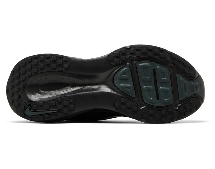 Nike Vomero 18 Triple Black