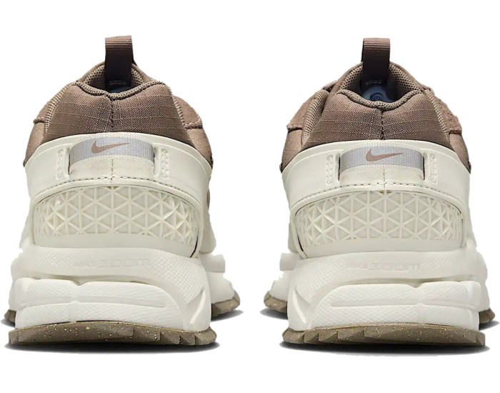 Nike Zoom Vomero Roam Light Bone Mink Brown